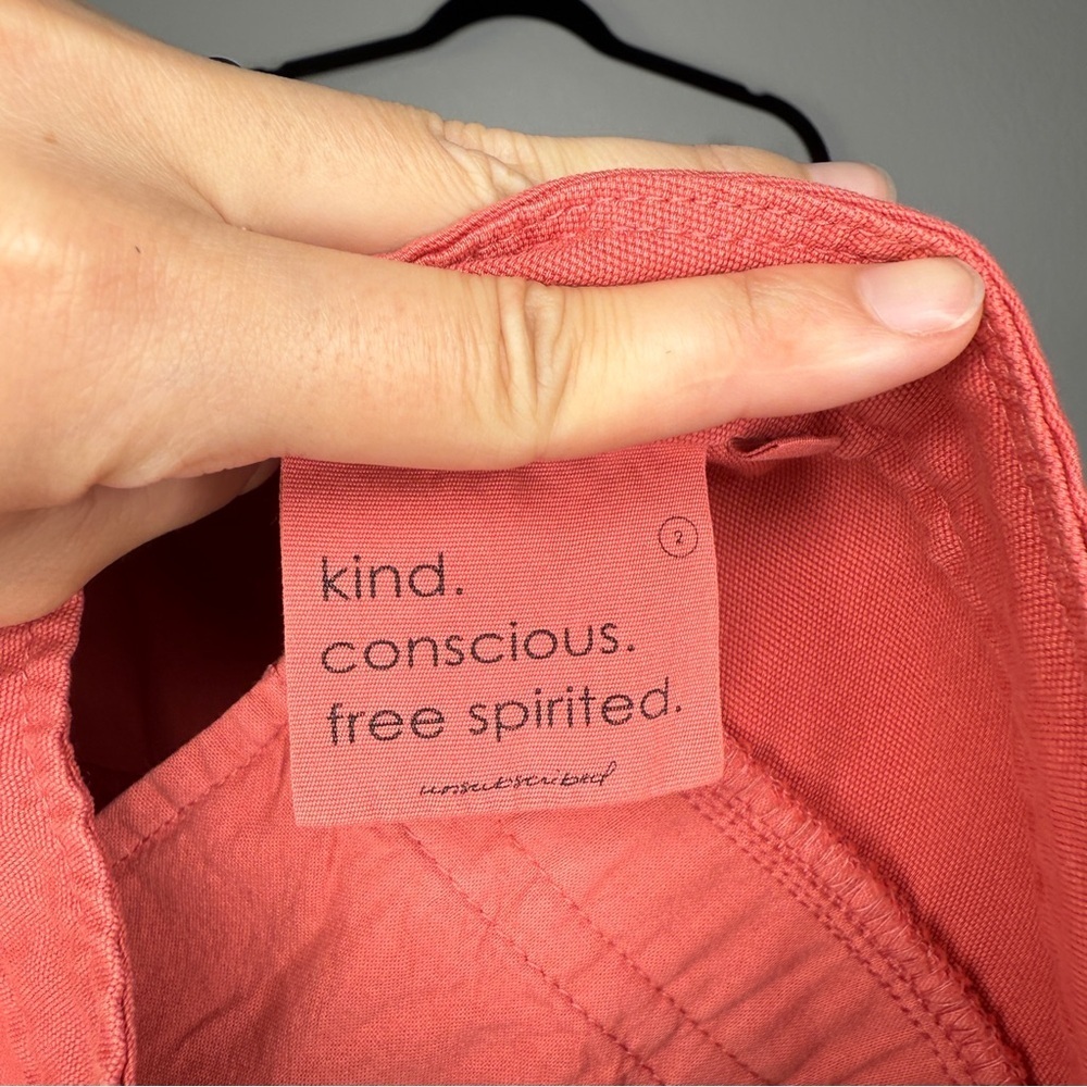 Unsubscribed Coral Button Front Shorts Size 2 - image 4